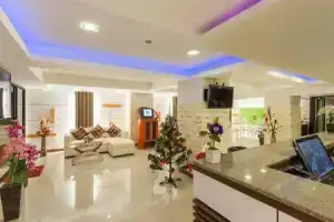 Patong Max Value Hotel, Патонг