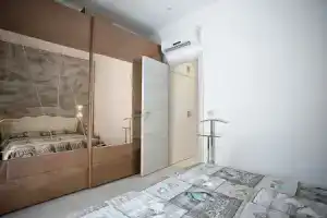Giuliana Apartments, Ареццо