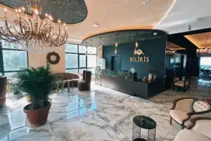 Bi̇li̇ri̇s Hotel, Акчаабат