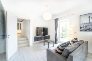 La Villa Holiday House, Нейве