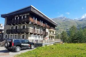 Chalet Les Melezes, Тинь