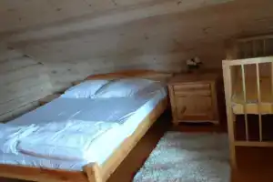 Коттедж Де Люкс, Солоники