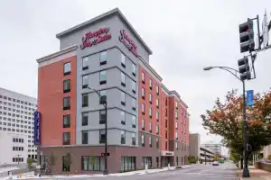 Hampton Inn & Suites Winston-Salem Downtown, Уинстон-Салем