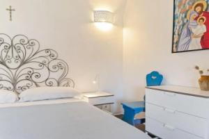Beguiling Holiday Home in Santa Maria di Castellabate With Garden, Santa Maria