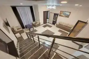 President Palace - Family Luxe - 3 этажный коттедж с сауной, Цахкадзор