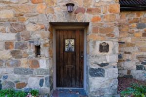 Midtown Castle - Royal in Columbus, Колумбус