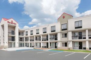 Clarion Pointe - Greensboro Coliseum Area, Гринсборо