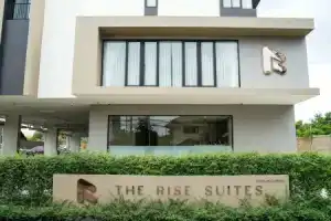 Отель «The Rise Suites- Sha Extra Plus», Чианг Май