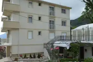 Apartments Anna, Бар