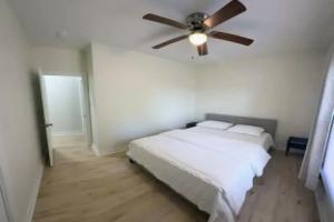 Newly Renovated 2 Bedroom - A Seasoned Superhost, Дарем