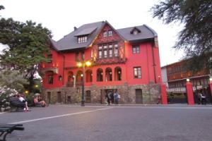 Hotel «Boutique Castillo Rojo», Сантьяго