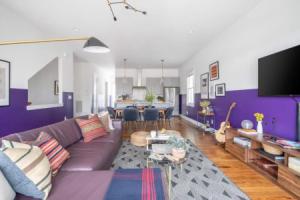 The Monroe by AvantStay – Stylish Group Stay with Easy Access to Attractions, Нэшвилл