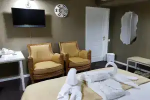 l.e.s. Hotel, Алматы