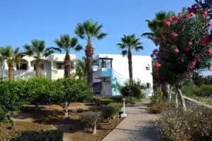 Muses Hotel, Фалираки