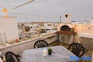 Il mare tra i tetti - casa indipendente nel centro, Монополи