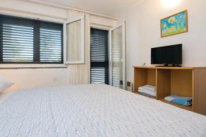 Amazing Apartment in Bibinje With 3 Bedrooms and Wifi, Bibinje
