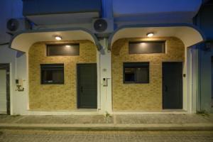 Loft 1, Кос