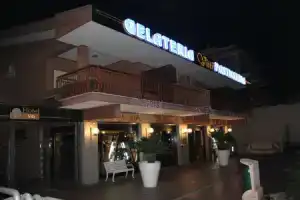 Hotel Vitti, Фраскати