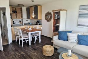 Strandhotel Wohnung 16, Даме