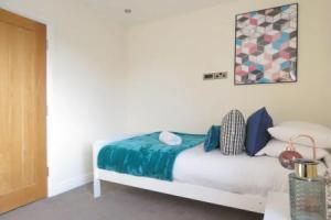 Tudors Esuites Birmingham Townhouse Private Garden, Бирмингем