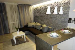 Apartament Junior, Варшава