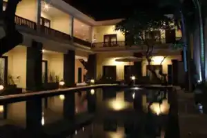 Radha Bali Hotel, Кута
