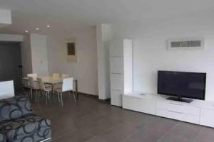 Voramar31, Порт-де-Полленка