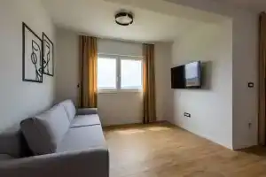 Villa Ecija, Трогир