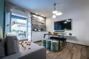 Alga 5-Star Boutique Apartment Steps from the Sea, Martinsicuro