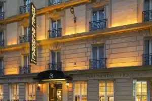 Отель «Balmoral Champs Elysées», Париж