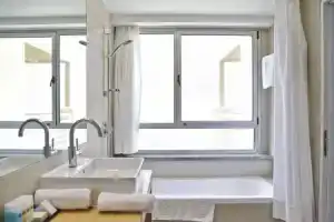 Ein Gedi Kibbutz Hotel, Арад