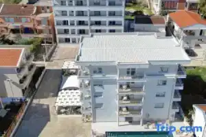 Aqua Lounge Aparthotel Ulcinj, Ульцинь