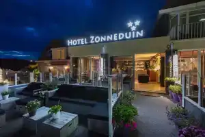 Hotel «Zonneduin», Домбург