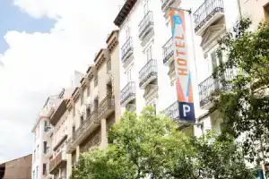 Hotel «Sauce», Сарагоса