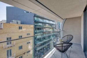 Official Mercury Suites With Rooftop Pool Access, Пемброк