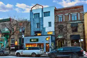 Liv MTL - Soho, Монреаль