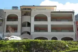 Buggerru a Mare Residence, Буджерру