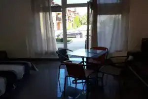 Kertvárosi Apartman, Тисауйварош