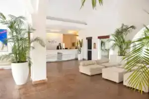 Ostuni Rosa Marina Resort, Остуни