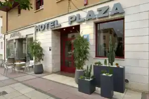 Hotel «Pamplona Plaza», Памплона