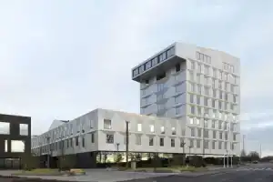 Clarion Hotel Air, Сола