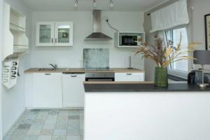 The Rocks - Ferienwohnung mit Felsenpanorama, Герольштайн