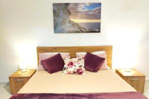 Stylish apartment in ideal location, Аттард