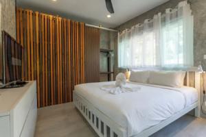 4 Private Sea-View Apartments V104, Карон