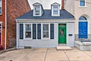 Central Lancaster Home < 1 Mi to Downtown!, Ланкастер