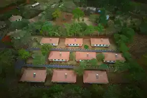 Ngorongoro Corridor Lodge, Карату