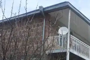 Red Stone Guest House, Казбеги