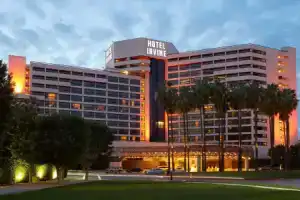Hotel Irvine, Ирвайн