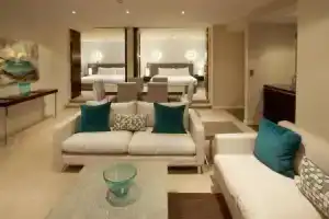 Отель «Hilton & Spa», Квинстаун