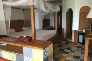Villa Louise Hue Beach Boutique Hotel, Хюэ